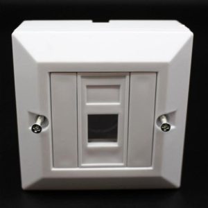 קופסא עם יציאה אחת ללא שקע RJ-45 Deep plastic box Cat6